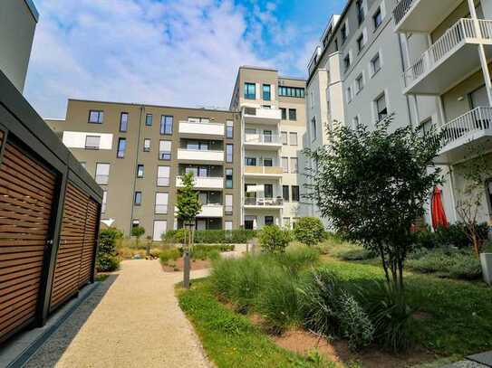 Wohnen im Herzen von Frankfurt. Moderne 4-Zi. Wohnung mit EBK + Balkon!