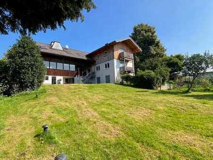 Freistehendes Einfamilienhaus nebst Erweiterung im Rohbauzustand in traumhafter Lage mit Fernblick
