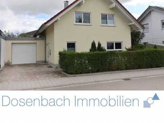 Familienfreundliches Einfamilienhaus mit Garten und großzügigem Wohnraum in Neuried-Altenheim