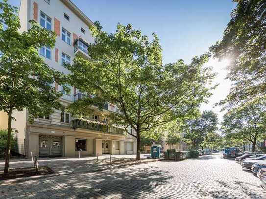 Kompakte Kapitalanlage im schönen Arminiuskiez: Vermietetes 1-Zimmer-Altbau-Apartment