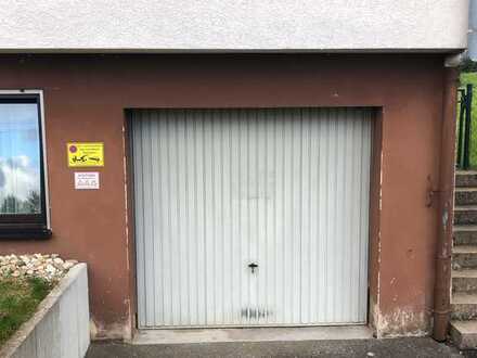 Garage inkl. Stellplatz vor der Garage in Calw-Wimberg