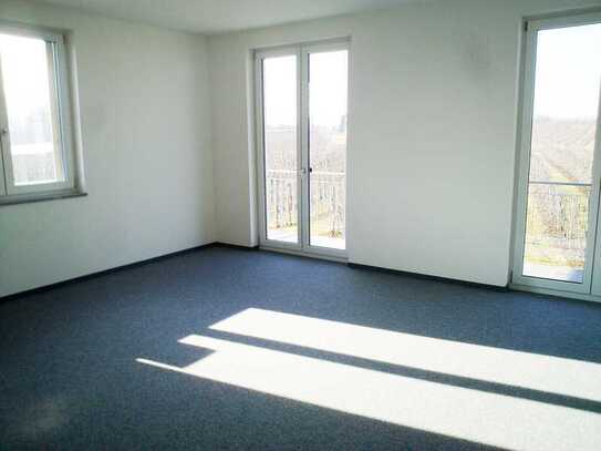 Vielseitige Büro- und Praxisräume 131 m2 mit Balkon