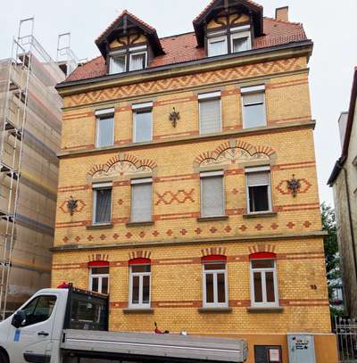 Helle sehr schöne 2-ZW in ruhiger Stadtlage. Laminat. EBK.