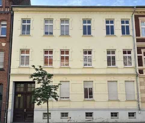 EINBAUKÜCHE + FRISCH RENOVIERT