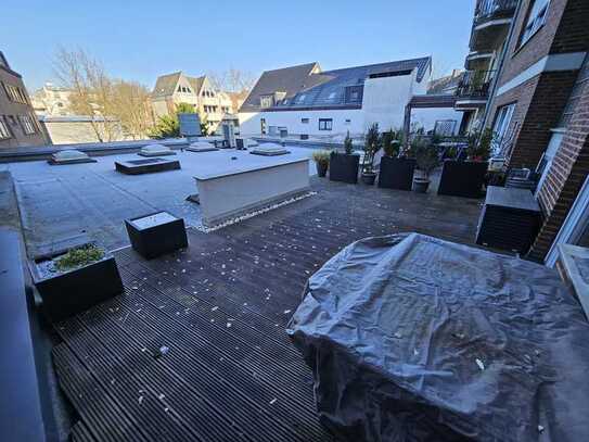 Großzügige 2-Zimmer Wohnung mit Dachterrasse im Herzen Siegburgs