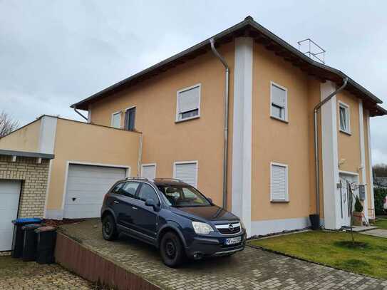 Geräumiges, günstiges und modernisiertes 14-Raum-Mehrfamilienhaus in Mayen