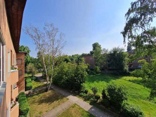 Schöne Wohnung mit Balkon*Garten zur Pacht möglich*See um die Ecke