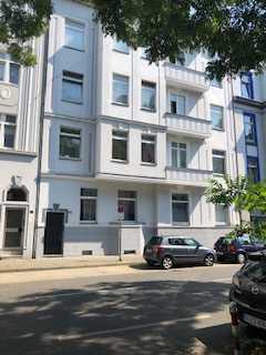 Gepflegte 2-Raum-Wohnung in Jugendstil-Haus