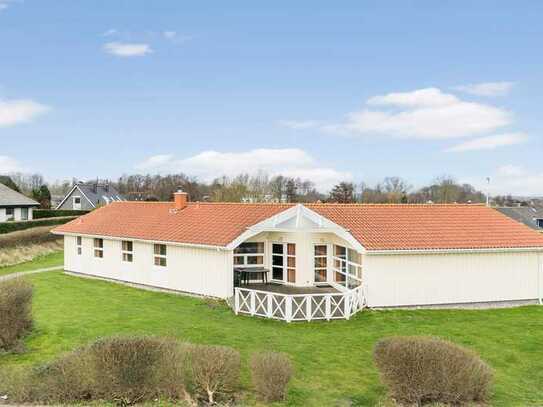 Fantastisch gelegenes Ferienhaus mit Pool und Panoramablick auf die Ostsee