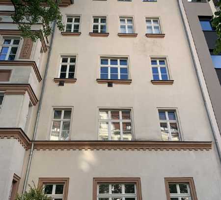 DACHGESCHOSS UND JEDE MENGE PLATZ