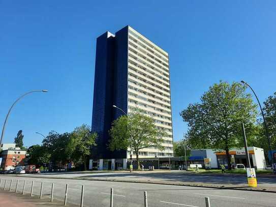 Weitblick über Hamburg kaufen! Vermietetes Stadt-Apartment mit Tiefgaragenstellplatz in Eimsbüttel