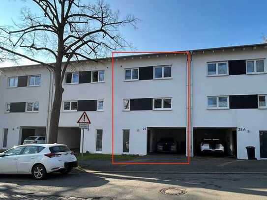 Neuwertiges 4-Zimmer-Reihenmittelhaus in Top-Lage mit Südterrasse Nähe Karlsaue