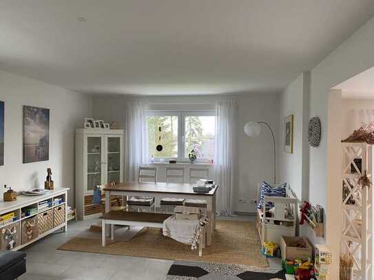 Lückerath, 4 Zimmer, große Süd-Terrasse, 2 Bäder, TG-Stellplätze optional