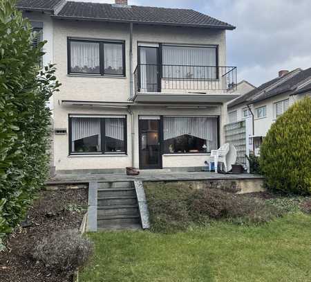 Gemütliches Reiheneckhaus mit Terrasse und kleinem Garten in Neuwied-Feldkirchen