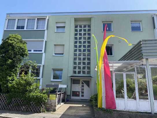 Ansprechende 2-Zimmer-Wohnung mit Balkon in Nürnberg/Altenfurt