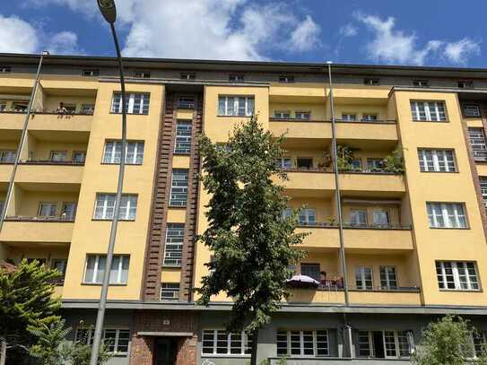 Modernisierte 3,5 Zimmerwohnung mit Balkon und Einbauküche