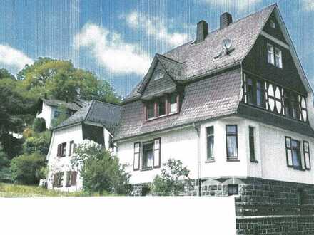3-Zimmer-Hochparterre-Wohnung mit EBK in Dillenburg-OT mit Garten