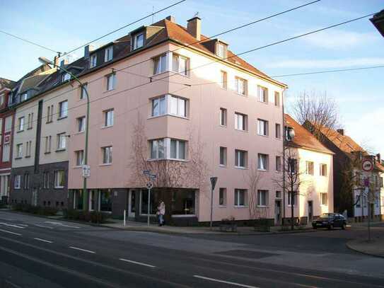 Gemütliche Single DG-Wohnung in Essen-Borbeck