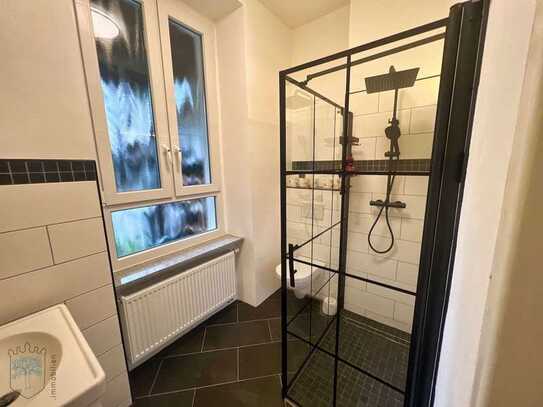 ***Kernsanierte Single-Wohnung mit Luxus-Bad