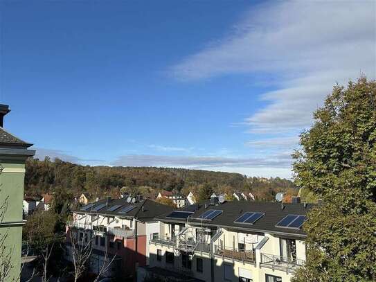 Traumhafte 3-Raum-Wohnung mit Westbalkon und eigenem PKW-Stellplatz in Untermhaus