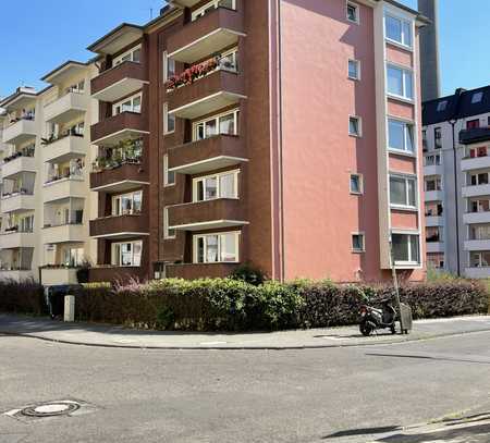 Ehrenfeld - vom Balkon Blick auf die Domspitzen - Erstbezug: optimal WG geeignet!