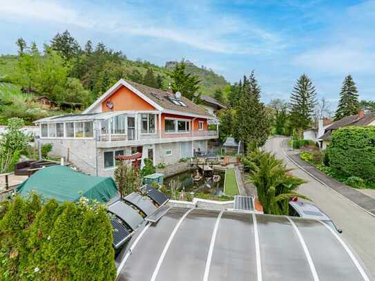 Charmantes EFH mit großer Terrasse, Gartenteich und traumhaften Alpen- und Bergblick in begehrter La