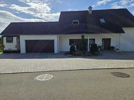 Freundliches und gepflegtes Einfamilienhaus mitgehobener Innenausstattung in Schwendi