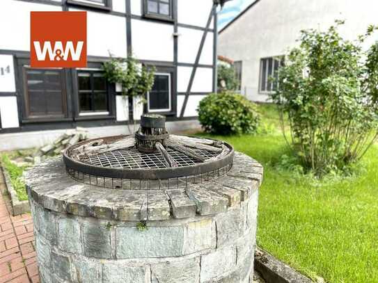 Welver: Liebevoll modernisiertes Einfamilienhaus mit großem Wintergarten u. eigener Solarstromanlage