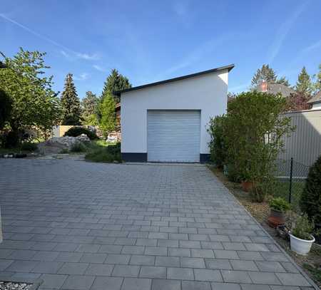 Freistehende 40 qm Einzelgarage mit Freifläche und Garten in Falkensee mieten