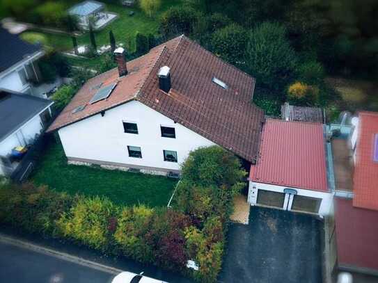 Ein/Zweifamilienhaus mit Potenzial in naturnaher Lage!