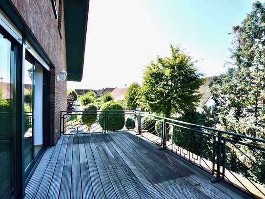 Attraktive 3-Zimmer-Wohnung mit großzügigem Südwestbalkon und Blick auf gepflegte Baumkronen