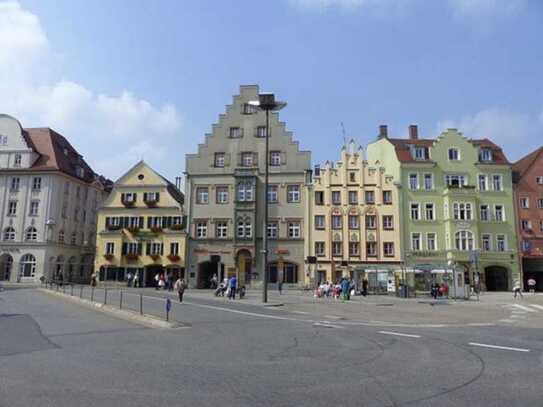 2 Minuten bis zur Donau - 2 Zimmer Wohnung in der Innenstadt!