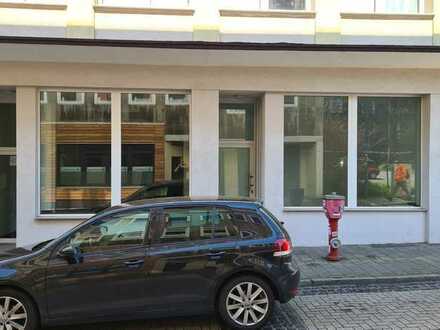 Praxis / Büro / Ladenlokal in der Duisburger Altstadt
