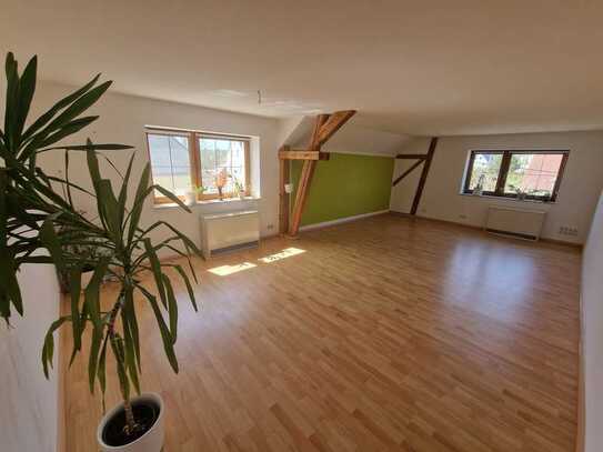 Familienfreundliche 4-Raum-Wohnung im Grünen