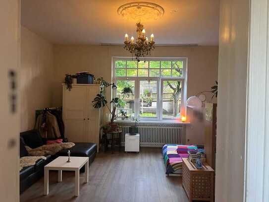 Schöne möblierte 1 Zimmer Wohnung/ 1ZKB/ Perfekt für Azubis/Studenten