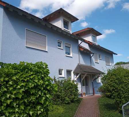 Schöne Dachgeschosswohnung mit Balkon in Marsberg