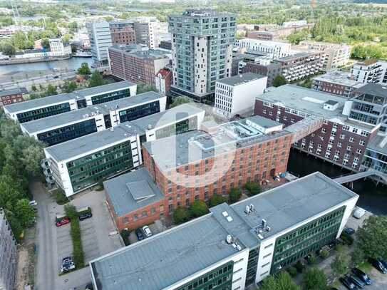 Channel Hamburg: Moderne Büroflächen direkt am Wasser mit Ausblick zu vermieten!