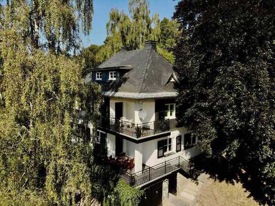 Historische Villa mit luxuriöser Ausstattung und genehmigter Ferienvermietung in Winterberg