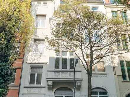 **GERICHTSVIERTEL-WG-GEEIGNET- Sanierte Wohnung mit Wohnküche, neuem Duschbad, & Venylböden**