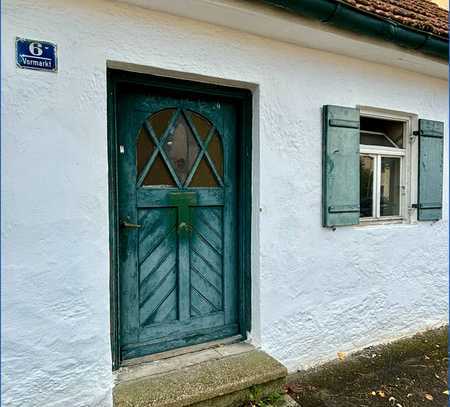 Anwesen mit historischem Bauernhaus & weiterer Bebauungsmöglichkeit!