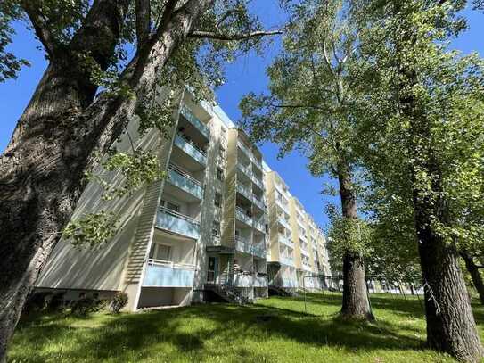 4-Raum-Wohnung mit Balkon in begrünter Wohnlage