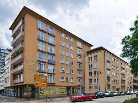 Top ! 2 Zimmer Stadt-Wohnung Staus : Modernisierung