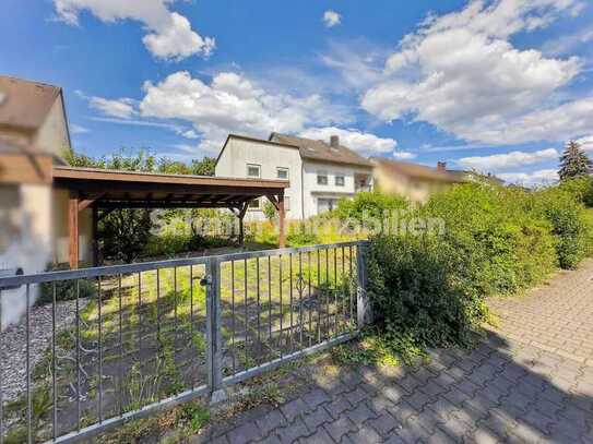 Einfamilienhaus mit Carport & Garten auf Erbpacht-Grundstück in F-Goldstein