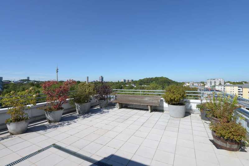 Attraktive Dachterrassen-Wohnung mit Alpenblick