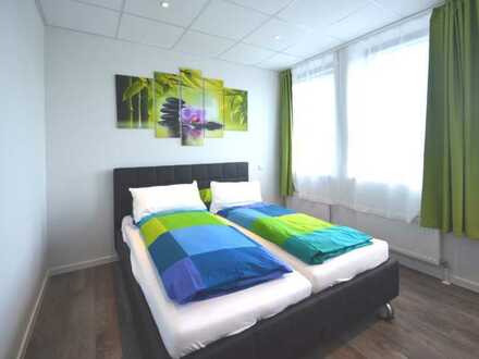 2-Zimmer-Penthouse-Apartment, bequem & wohnlich, voll ausgestattet, zentral in Niederrad