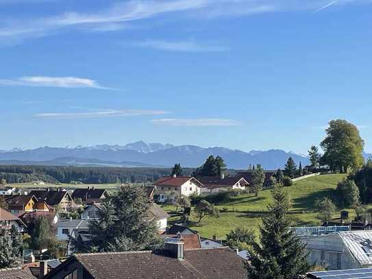 Einzigartige Lage! Moderne 3-Zimmer-Wohnung mit Alpenblick!