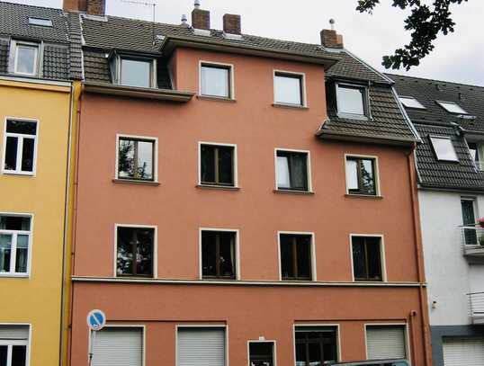 KÖLN-RADERTHAL; SONNIGE ALTBAU-EIGENTUMSWOHNUNG MIT HOHEN DECKEN; PROVISIONSFREI