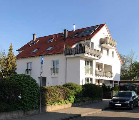 3 Zimmerwohnung mit Balkon (15 m²)und Einbauküche