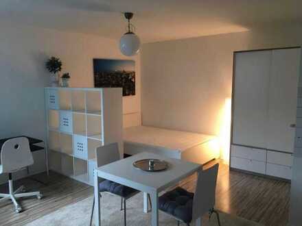 Modernisierte 1-Zimmer-Wohnung mit Einbauküche in Karlsruhe