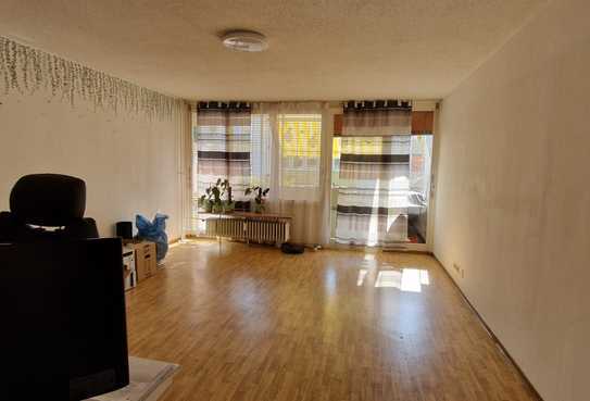 Helle 2-Zimmer-Wohnung mit Balkon und Einbauküche in Würzburg - Versbach